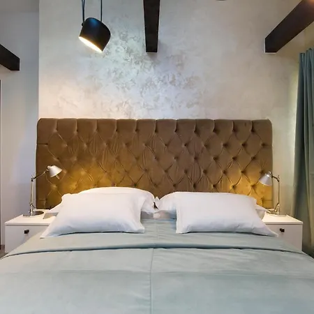 בית הארחה Lamenta 3*