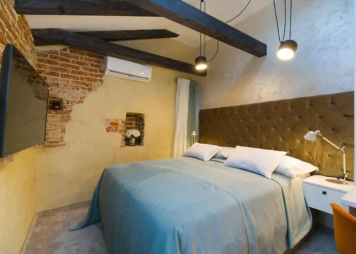 Lamenta 3* ספליט