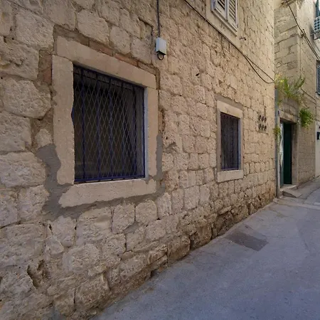 Πανσιόν Lamenta 3*