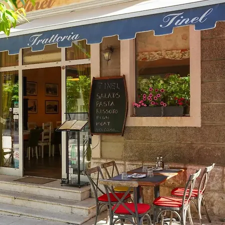 Lamenta Πανσιόν 3*